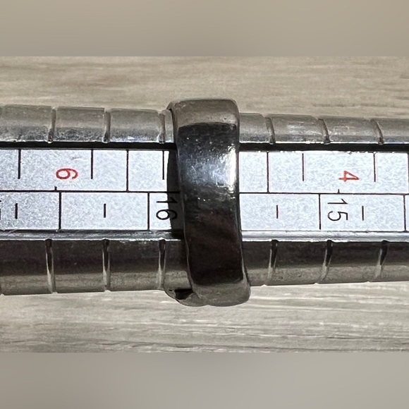 Vintage Designer Hallmarked Sterling Silver & 14K Gold Rope Accented Dome Ring - Picture 11 of 11